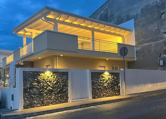 Bed and Breakfast Civico 8 Scalea